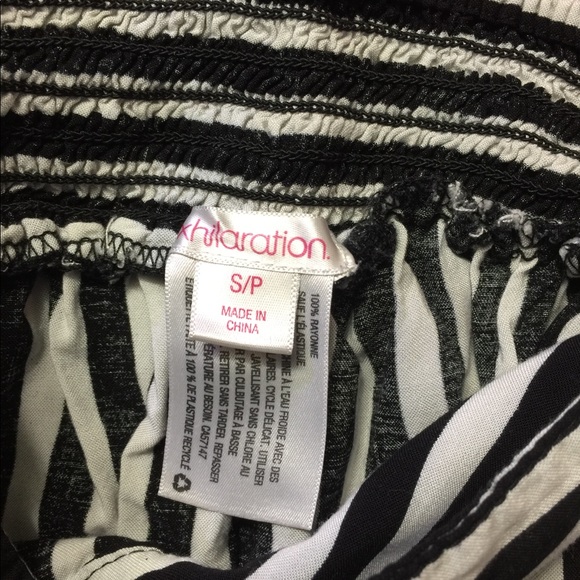 Striped high waisted shorts - Picture 3 of 3